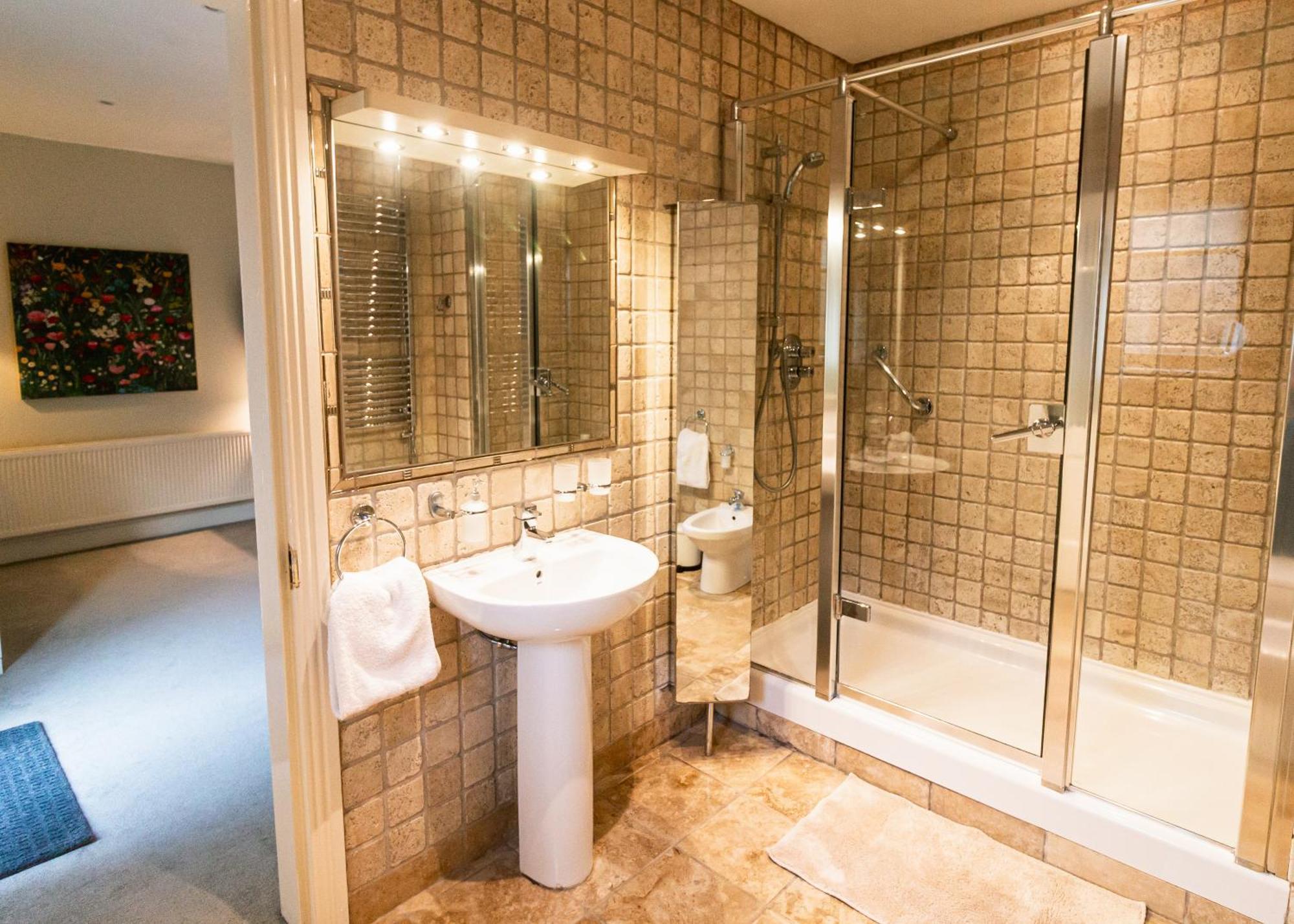 Mount Barker Hotel Swords Luaran gambar